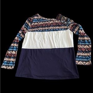 Beautiful ladies, cut out shoulder top